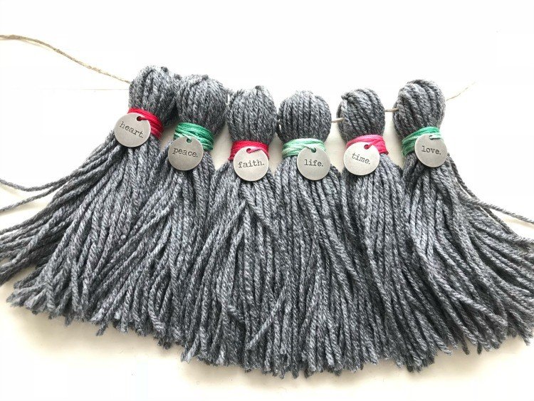 How to Make Yarn Tassels: Easy, Chunky and Beautiful Décor - Abbotts At ...