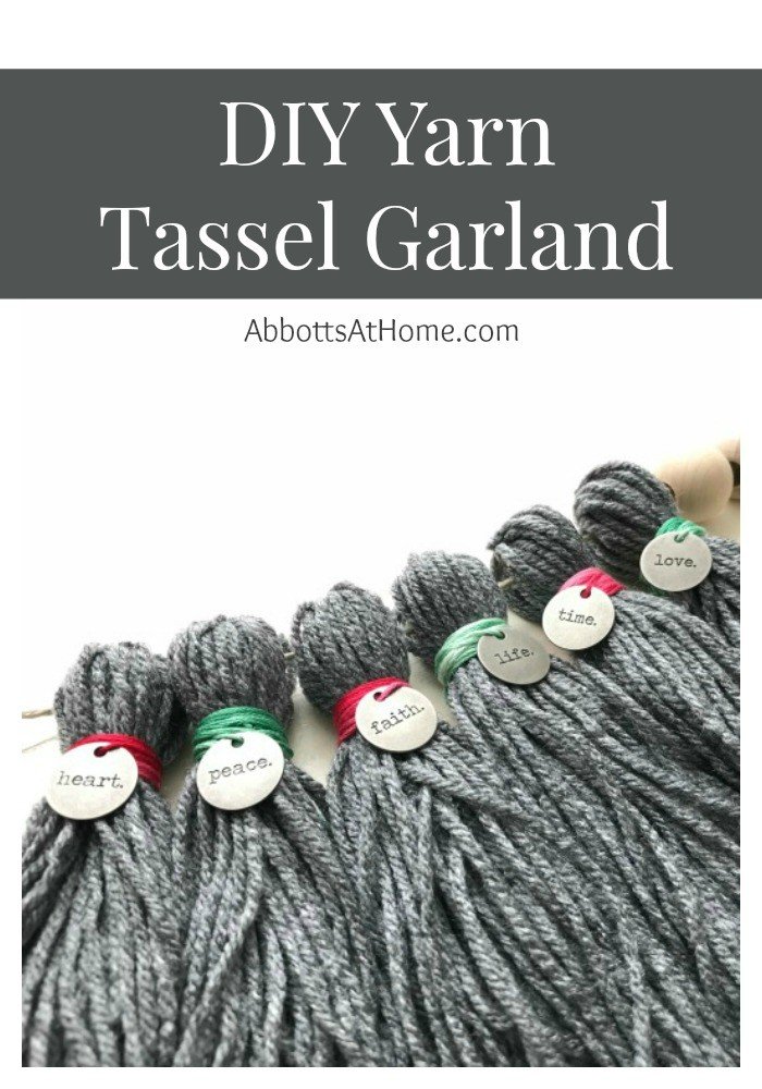 How to Make Yarn Tassels for Home Decor - easy to follow pictures and the how to video to follow along. Easy DIY Yarn Tassels #YarnTassel #Tassels #EasyHomeDecor #DIYCrafts #DIYHomeDecor