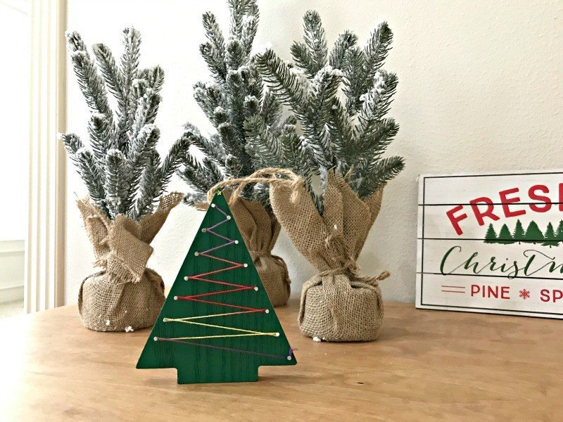 Some of my favorite fun and easy Christmas Ornament Ideas you can do this weekend with your kids. #ChristmasCrafts #ChristmasIdeas #ChristmasOrnaments #ChristmasFun #KidCrafts #AbbottsAtHome