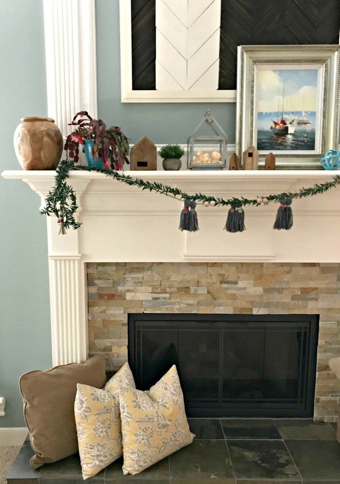 Some easy and trendy Mantel Decor Ideas For 2018. I'm loving the Tiny House decor trend, JoAnna Gaines' line at Target, and adding more natural elements like wood and greenery. Especially Acacia! #TargetFinds #FixerUpperStyle