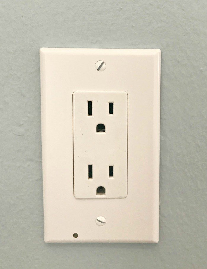Simply unscrew your outlet cover and replace with this cover. No wiring, at all. This SnapPower Guidelight makes a great nightlight in the kids room or as a guidelight for hallways, kitchens, and bathrooms at night. I love this easy home upgrade! SnapPower Guidelight Review: Two Thumbs Up