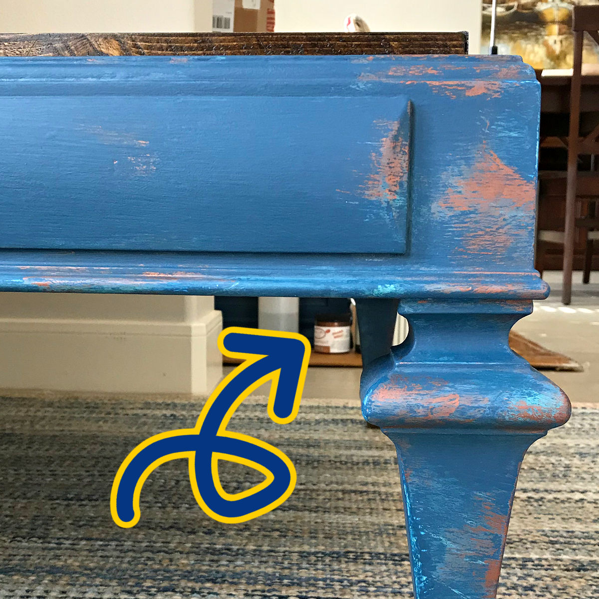 Image of a teal, blue & copper chalk paint coffee table makeover. With easy to follow steps and how-to video to help you recreate this look! Copper chalk paint furniture. Blue painted coffee table.