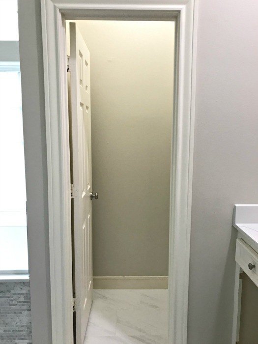 A small water closet in a Master Bathroom.