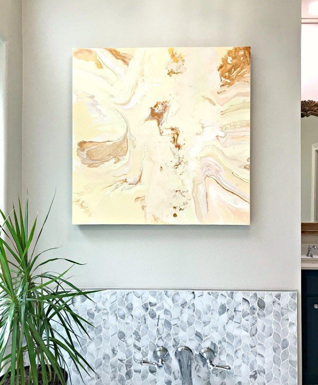 I love a good upcycle, guys! Here's how to paint over an old canvas with DIY Acrylic Pour Art. Reuse or repurpose an old canvas with your own DIY Wall Art Project. #WallArt #CraftProjects #DIYProjects #DIYArt #AcrylicPour #AcrylicPaint